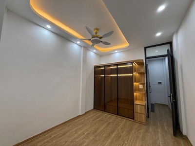 Bán nhà hoàng cầu 45m 5 tầng, ô tô, thang máy hơn 13 tỷ. 4