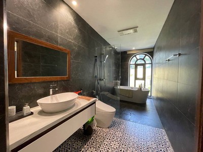 Phố kim mã   70m   6 tầng tm   ô tô dừng đỗ   chủ mót bán chỉ 25.x tỷ 2