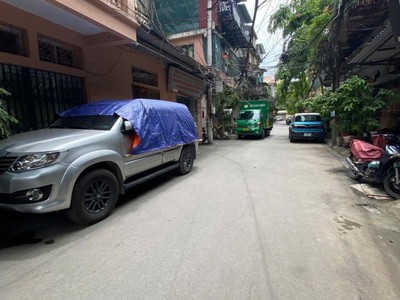 Bán nhà ngô gia tự, long biên   hiếm có - ô tô vào nhà 4