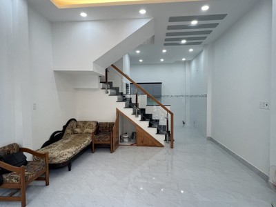 Bán nhà nhỏ 42m2  hẻm xe hơi 5m đường vườn lài   2 tầng   6  tỷ 05 1