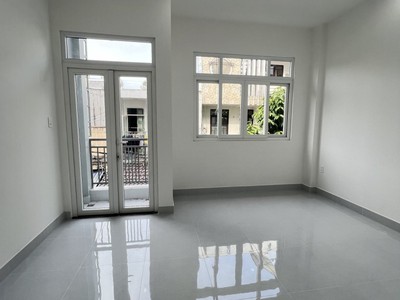 Bán nhà nhỏ 42m2  hẻm xe hơi 5m đường vườn lài   2 tầng   6  tỷ 05 3
