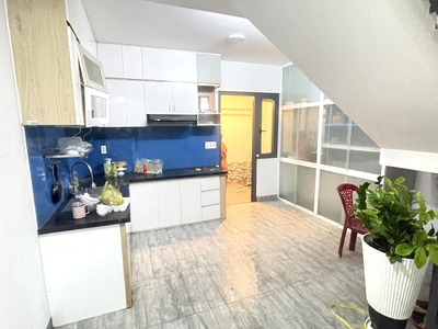 Bán nhà 2 tầng 108m2   lô góc hẻm xe tải   ngay ngã tư bình phước   giá cực tốt chỉ 6.5 tỷ 3