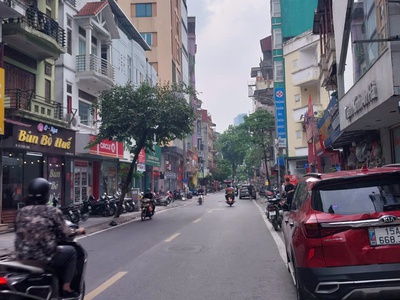Hiếm, phố chùa láng, ô tô đỗ cửa, lô góc, dân xây 5t, 43m2, mt 4,3m 0