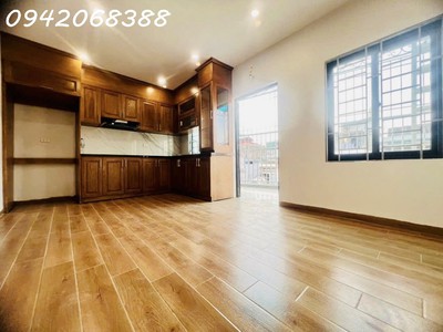 Bán nhà ngõ linh quang, văn chương, đống đa, 6t thang máy, lô góc, nở hậu siêu đẹp. 1