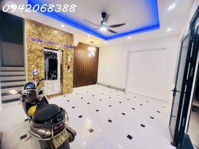Bán nhà ngõ linh quang, văn chương, đống đa, 6t thang máy, lô góc, nở hậu siêu đẹp. 4