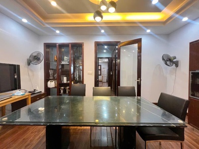 Bán nhà tây hồ, gần hồ, phân lô ô tô tránh, vỉa hè, chỉ 22 tỷ 3