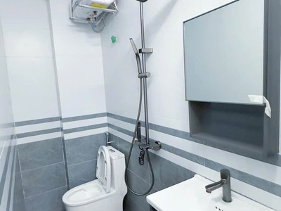 Bán nhà mặt ngõ phố võ chí công 35m2 5tầng mặt tiền 4.6m 6.65 tỷ cầu giấy 4