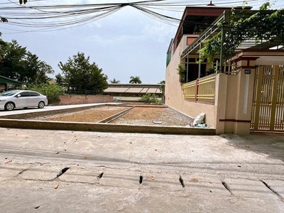 Cc cần bán gấp mảnh đất-phân lô- 2 ôtô tránh thị xã sơn tây-hà nội 3
