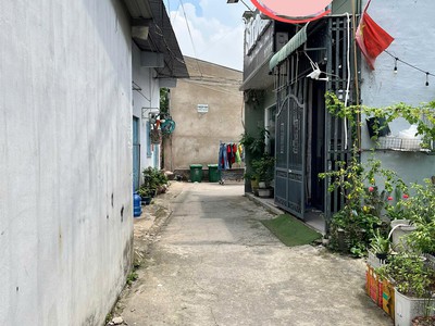 Nhà c4 hẻm ô tô 7 chỗ, nguyễn xiển, 74m2, giá 4 tỷ nhỉnh 1