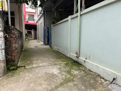 Bán đất tráng việt - mê linh - hn. dt 51m2 - giá 1,87 tỷ. giáp chân cầu thượng cát 2