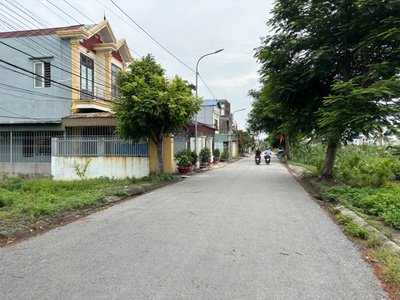 Bán gấp siêu phẩm mặt đường Cát Khê   Tràng Cát diện tích 93m2 đường nhựa 8m giá siêu mềm. 0