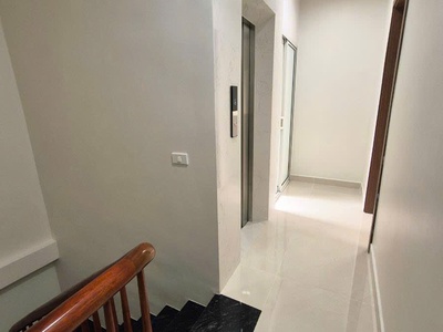 Bán nhà tôn đức thắng mặt ngõ kinh doanh 30m ra phố 45m xây 6 tầng thang máy 2