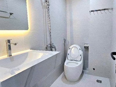 Bán nhà đẹp   xuân thuỷ, cầu giấy   cách ô tô 20m   2 mặt thoáng trước sau   về ở ngay 4