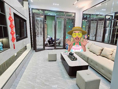 Bán nhà đẹp   xuân thuỷ, cầu giấy   cách ô tô 20m   2 mặt thoáng trước sau   về ở ngay 1