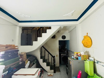 Bán nhà 2 tầng btct - 30m2 chỉ nhỉnh 3.7 tỷ -  1 thùng sơn ở ngay 0
