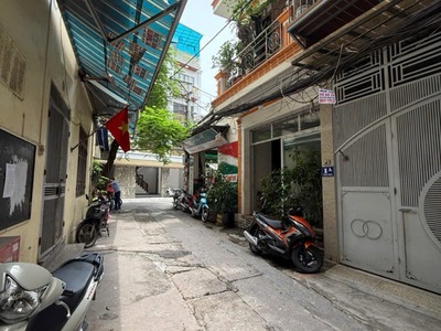 Bán nhà ngõ 299 đường hoàng mai ô tô tránh vào nhà kinh doanh 1