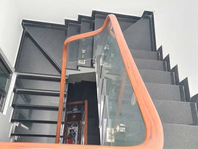  Bán Nhà 4 Tầng PHƯƠNG LƯU Gara oto Ngõ 5m 7