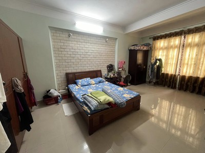 Cần bán-nhà địa chỉ mặt phố Ngọc Lâm Long Biên-90M 4T 15xTỶ-kinh doanh sầm uất-ở ngay 4