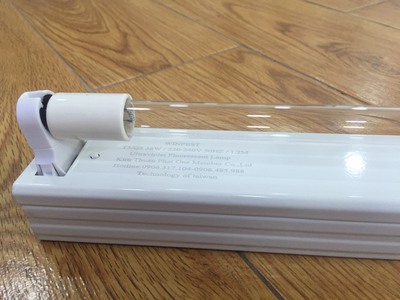 Bộ đèn UV 120 CM 1