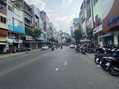 Bán nhà mặt tiền đoạn 2 chiều ngang 6m nh 7x17,5m, 3tầng 411 võ văn tần p5 quận 3 1