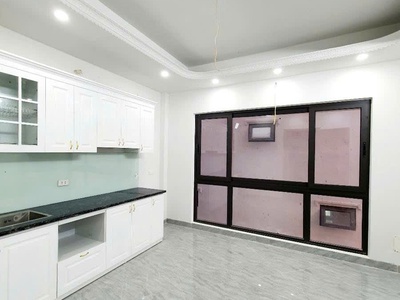 Nhà đẹp mới tinh . cổ nhuế - bắc từ liêm 35m 6 tầng mặt tiền 4,3m 7,25 tỷ  sổ đỏ vuông vắn cất két 3