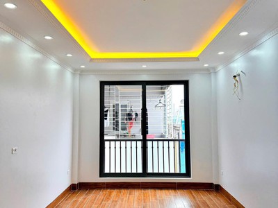Hơn 11 tỷ - nhà mặt ngõ kinh doanh - quận thanh xuân   vị trí trung tâm   ô tô tránh 2