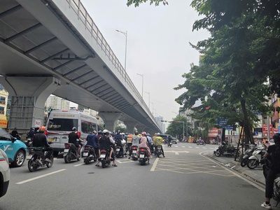 Mặt phố đại la   lô góc   100m    sổ đỏ vuông vắn   giá chỉ 52 tỷ 0