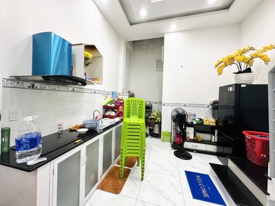 Nhà đẹp 2 tầng 35m2, vuông   thống nhất qv 2