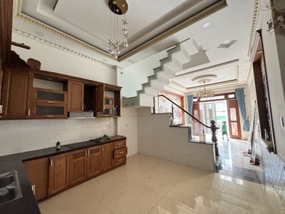 Bán nhà 4 tầng trường thọ, thủ đức, hẻm số 2, 56m2, 4pn, sh, 7.65  tỷ. lh: 0933125879 1