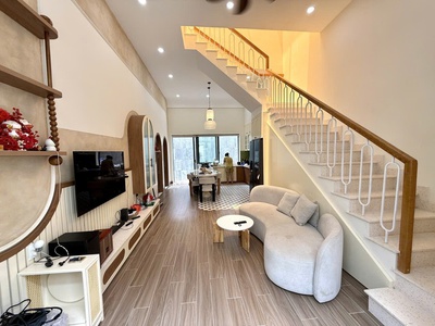 Nhà hxh tam phú, 93m2, sát phạm văn đồng, giá 8.9 tỷ, gần chợ tam hà 1