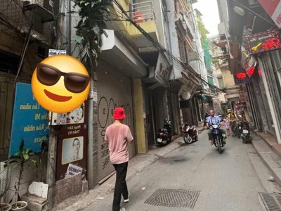 Phố cầu giấy, nhà 4t đẹp dân xây, gần hồ, ô tô đỗ gần - 50m2, 11.6 tỷ 0