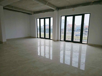 Bán nhà lô góc ngọc thụy, 90m x 8 tầng,mặt tiền 7.5m, thang máy, vỉa hè, ôtô tránh 2