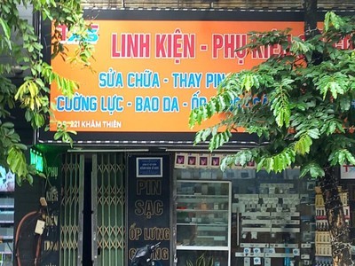 Cho thuê nhà làm văn phòng giao dịch tại số nhà 221 mặt phố khâm thiên 1
