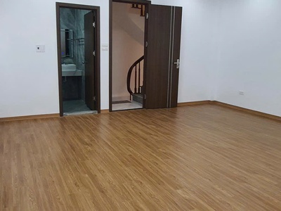 Chỉ hơn 8 tỷ  nhà 6 tầng mới tinh tại thạch bàn - thang máy nhập khẩu - gần hồ điều hoà 0