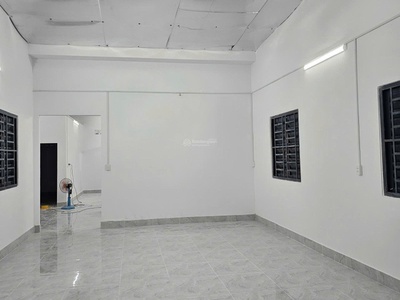 Chính chủ bán đất rạch sậy, 10.99 tỷ, 842.1m2, bình chánh, hcm , có nhà cấp 4 sạch đẹp 2