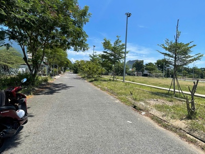 Bán lô ba tùng 3 - lê thì hiến - ngũ hành sơn, dt 100m2, chỉ 3.48 tỷ. lh: 0349637881 3