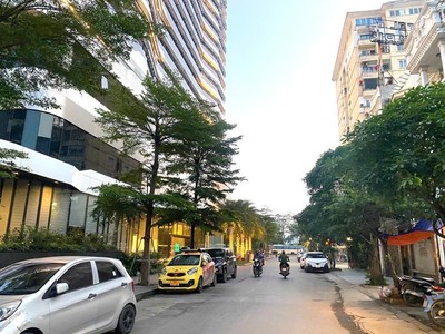  toà văn phòng - thang máy - ô tô tránh - ô tô vào nhà - vỉa hè - kinh doanh đỉnh., 2