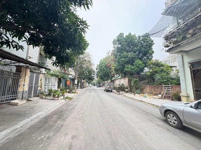 Bán đất mặt phố Chu Văn Khâm, Khai Quang, Vĩnh yên, Vĩnh Phúc. Giá chỉ 5.5 tỷ 0