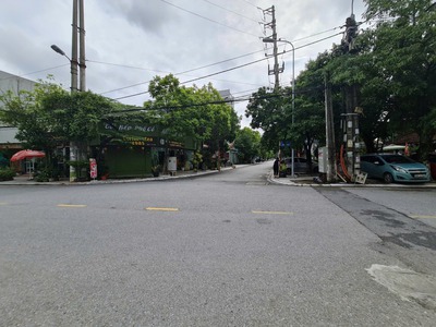 Bán nhà 2 tầng ô góc phố Nguyễn Công Trứ , Liên Bảo, Vĩnh Yên, Vĩnh Phúc 2