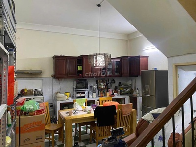 Bán nhà MT Trương Hoàng Thanh P12 Tân Bình 2 lầu  4PN, 3WC 2