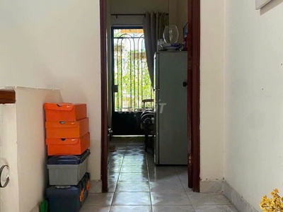 Bán nhà MT Trương Hoàng Thanh P12 Tân Bình 2 lầu  4PN, 3WC 5