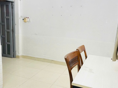 CHDV 1PN tách bếp tầng trệt đường Giải Phóng Tân Bình chỉ 4,6 triệu 6