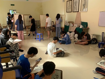 Lớp vẽ ở Phú diễn 1