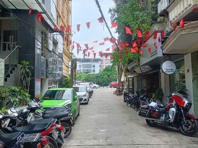 Nhà KIM MÃ - 45M  - MẶT TIỀN khủng 7.5M - Ô TÔ sát nhà - 3 MẶT THOÁNG - hợp xây nhà dòng tiền 0