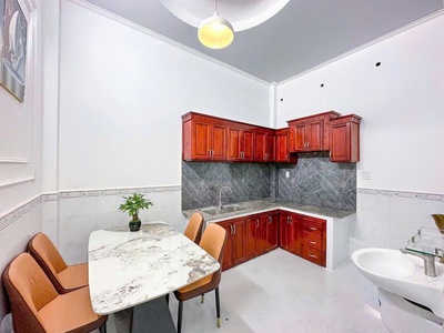 Bán nhà phố 1 trệt 1 lầu trung tâm TP. Tân An   3PN, 3WC   giá 2 tỷ 15 5