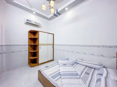 Bán nhà phố 1 trệt 1 lầu trung tâm TP. Tân An   3PN, 3WC   giá 2 tỷ 15 9