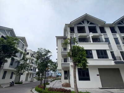 Liền Kề KĐT Kim Chung Di Trạch  Ngay Sau Trục Đường Đôi  25M 2