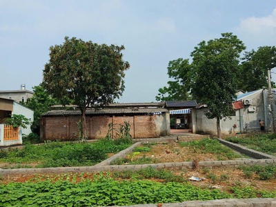 Khu phân lô 1: xã hoàng văn thụ, chương mỹ  cũ  nay là xã trần phú, hà nội. 3