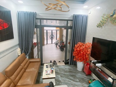 Bán nhà mới  gấp tăng nhơn phú a - xe hơi tránh - tặng nội thất - hoàn công đủ - chỉ 8.3 tỷ. 0