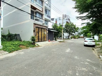 Bán nhà mặt phố kd đào tông nguyên, nhà bè: 4 tầng, giá 6.9 tỷ, 0